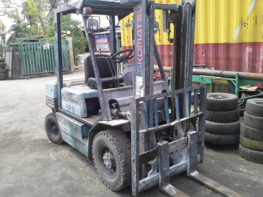 KOMATSU FD25-11  ดีเซล4D95 ขนาด2.5ตัน เสา3ม.  เกียร์ออร์โต้