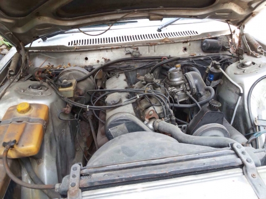 ขาย volvo 264 gl ตัวนอก รุ่นพิเศษ เครื่องเดิมๆ รถเก่าเก็บ จอดนาน ขายตามสภาพ (ทะเบียน+ชุดโอนครบ )  รถอยู่โคราชคับ