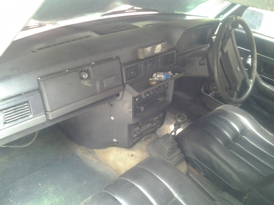 ขาย volvo 264 gl ตัวนอก รุ่นพิเศษ เครื่องเดิมๆ รถเก่าเก็บ จอดนาน ขายตามสภาพ (ทะเบียน+ชุดโอนครบ )  รถอยู่โคราชคับ