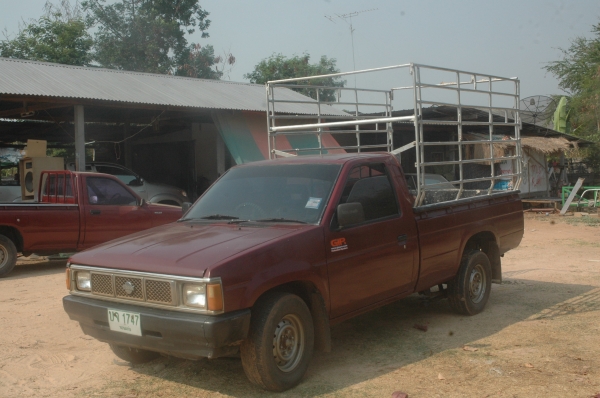 นิสสันบิ๊กเอ็มbd25ฝาแดง