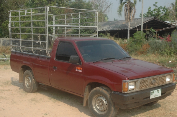 นิสสันบิ๊กเอ็มbd25ฝาแดง