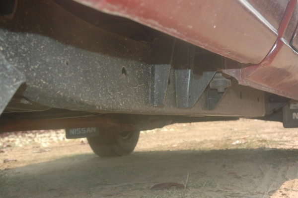 นิสสันบิ๊กเอ็มbd25ฝาแดง