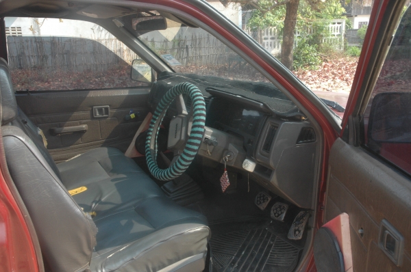 นิสสันบิ๊กเอ็มbd25ฝาแดง