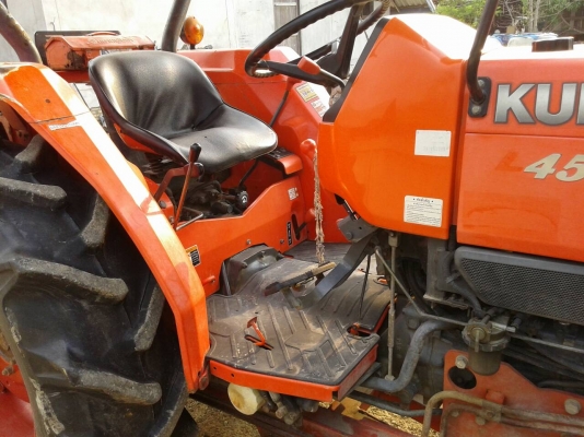 ขายด่วนรถไถนา KUBOTA L4508 45แรง พร้อมใบมีดดันหน้าผานหลัง 6 สภาพรถพร้อมใช้งาน