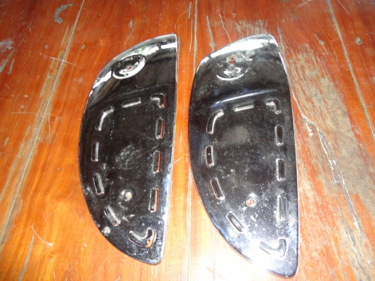 ขายแก้มถังน้ำมันสแตนเลสแท้ K-125 M.2 จำนวน 2 คู่ ด่วน สนใจโทร.081-005-8785