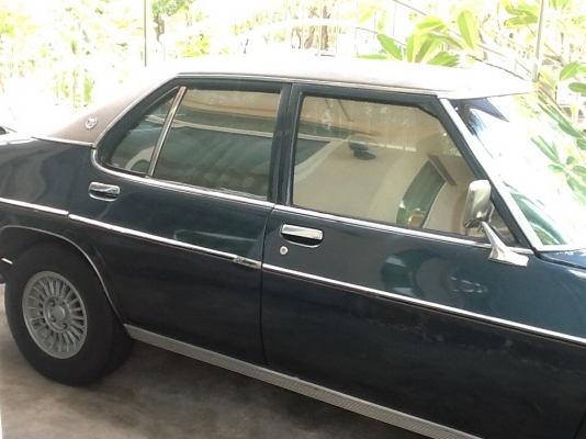 โฮลเดิ้ล คิงส์วูด ออโต เครื่อง 1 J โฮลเดิ้ล คิงส์วูด ออโต เครื่อง 1 J