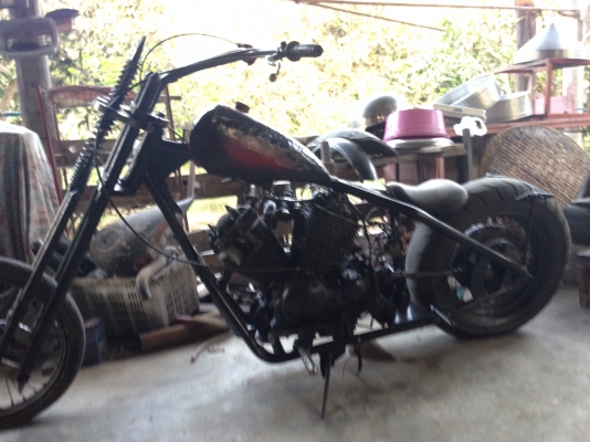 ด่วนๆๆขายวีราโก้ 400 cc. หลังแข็ง ราคา25,000 ครับ. รถวิ่งดีเดินเบานิ่ง ปั้นอีกนิดใส่ถังใส่เบาะทำสีงามแน่ๆครับ มีเอกสารใบซื้อขายให้ครับ 092-6429114 ติดต่อได้ 24 ซม.ครับ ต่อรองมา รถอยุ่สุพรรณบุรี