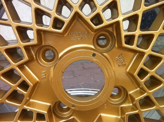 ขายล้อขอบ 15x6.5 4/114 ล้อแท้ ขายล้อขอบ 15x6.5 4/114 ล้อแท้