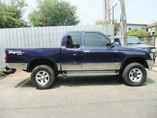TOYOTA TIGER 3.0 CAB SR5 4WD ปี 2000 ไมล์ขาว
