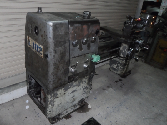 ขายครับขายเครื่องกลึง ขนาด 5 ฟุต 3 เพลา