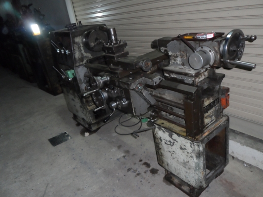 ขายครับขายเครื่องกลึง ขนาด 5 ฟุต 3 เพลา