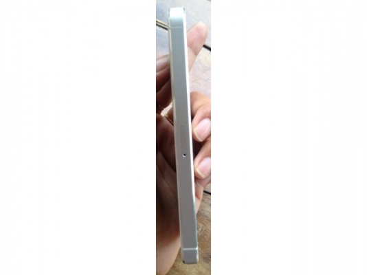 ขาย iPhone 5 32GB White