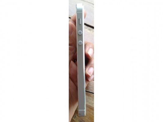 ขาย iPhone 5 32GB White