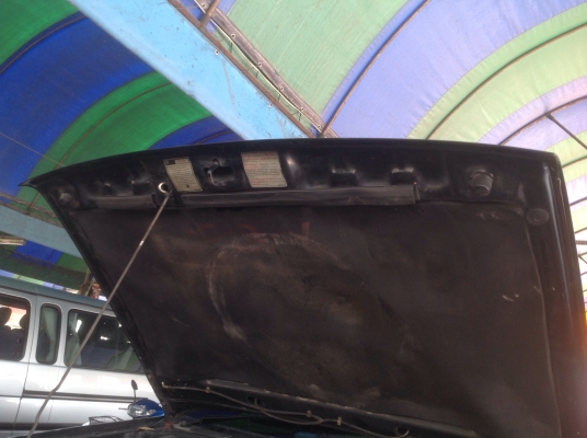 ขายISUZUมังกรทอง2.5 SLXแค็ป4X4สีดำปี96จดทะเบียนปี97