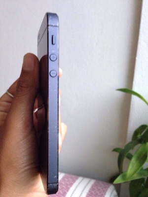 ขาย iPhone 5 16GB Black