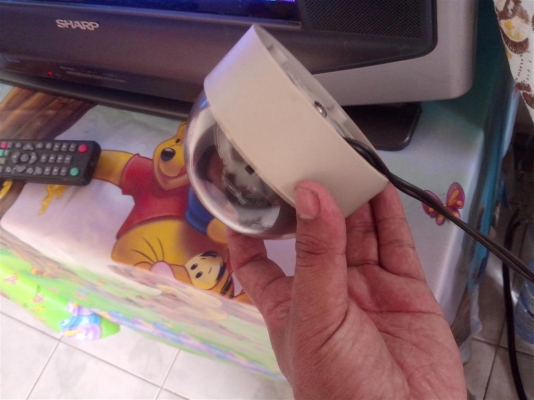 ขายเครื่องบันทึก DVR 4CH พร้อม HD 250 GB กล้องอีก 4 ตัวพร้อมสาย อะเเด๊บเตอร์กล้อง 2 ชุด