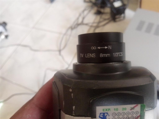 ขายเครื่องบันทึก DVR 4CH พร้อม HD 250 GB กล้องอีก 4 ตัวพร้อมสาย อะเเด๊บเตอร์กล้อง 2 ชุด