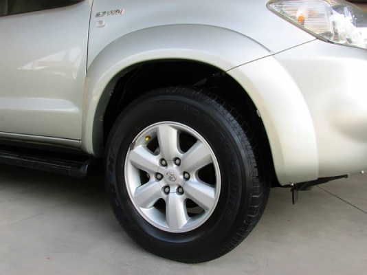 TOYOTA FORTUNER 2.7  AT RWD ปี 2009