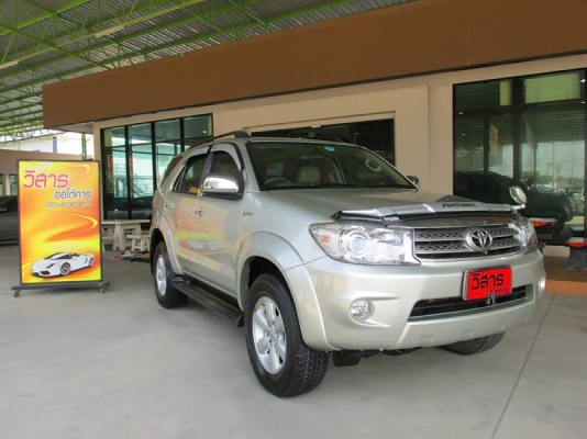 TOYOTA FORTUNER 2.7  AT RWD ปี 2009