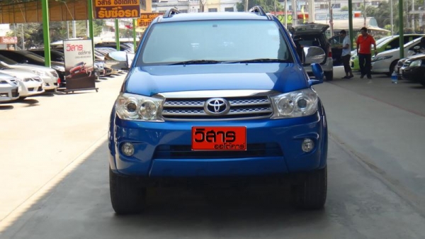 TOYOTA FORTUNER 2.7  AT RWD ปี 2009