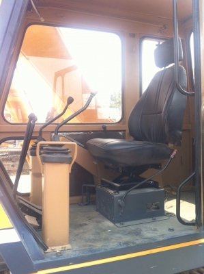 ขายแมคโฮ kobelco SK045 N1