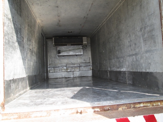 ขาย Mitsubishi Canter 6ล้อรถห้าง ตู้แห้ง ปี05. ขาย Mitsubishi Canter 6ล้อรถห้าง ตู้แห้ง ปี05.