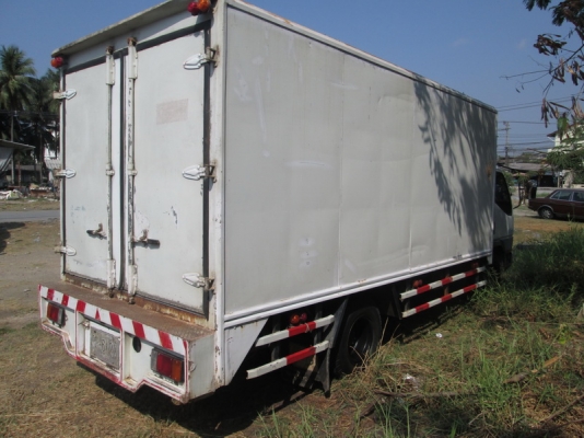 ขาย Mitsubishi Canter 6ล้อรถห้าง ตู้แห้ง ปี05. ขาย Mitsubishi Canter 6ล้อรถห้าง ตู้แห้ง ปี05.