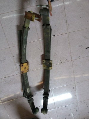 ขายครับ แหนบ 2 คู่พร้อมเฟืองท้ายครับ ครับ ราคาต่อรองได้ครับ ขายครับ แหนบ 2 คู่พร้อมเฟืองท้ายครับ ครับ ราคาต่อรองได้ครับ