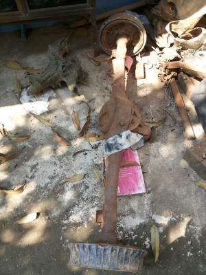 ขายครับ แหนบ 2 คู่พร้อมเฟืองท้ายครับ ครับ ราคาต่อรองได้ครับ ขายครับ แหนบ 2 คู่พร้อมเฟืองท้ายครับ ครับ ราคาต่อรองได้ครับ