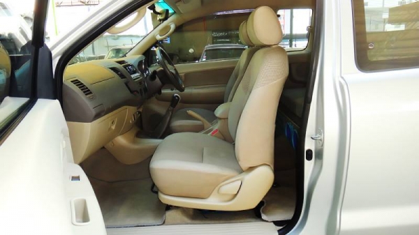 TOYOTA HILUX VIGO D4D EXTRACAB  Prerunner 3.0 MT ปี 2007