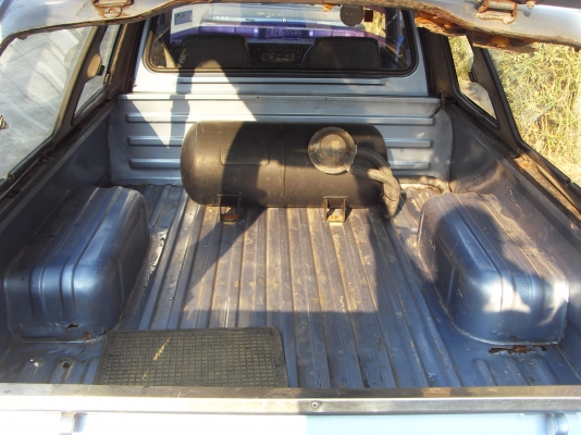 ขามมาสด้าแฟมิเลีย