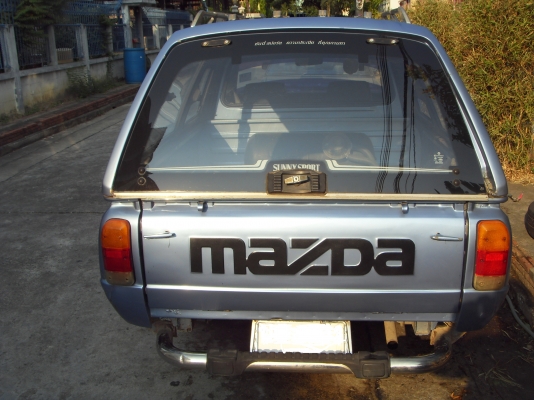 ขามมาสด้าแฟมิเลีย