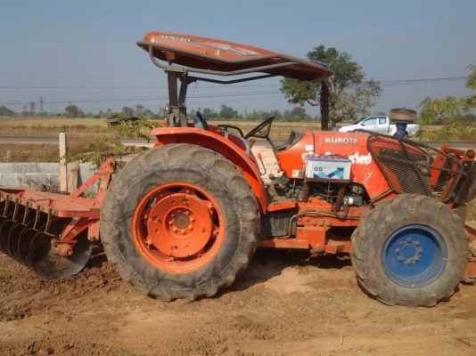 KUBOTA M7040 ปี51 ผาน3,6 ดันหน้า เล่มพร้อมโอน