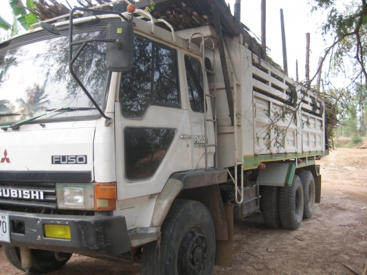 ITSUBISHI  527   2เพลา 195 แรง  930,000  บาท