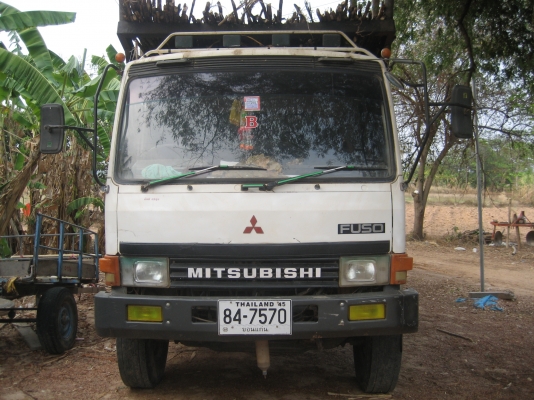 ITSUBISHI  527   2เพลา 195 แรง  930,000  บาท