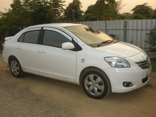 ขายรถยนต์เก๋งมือสอง