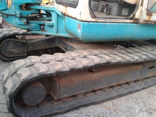 ขายรถขุดยี่ห้อ komatsu-pc40-7 รถนอกนำเข้าจากญี่ปุ่น