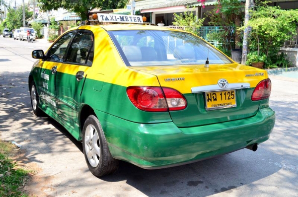 Taxi Altis ตัว E NGV ถังใหญ่ เหลือวิ่ง 2 ปี 10 เดือน