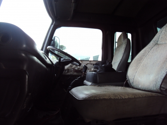 ขายISUZU DEGA270   10ล้อดั้มสองเพลาFXZ23NZPF ปี 2001