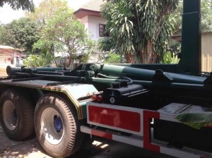 ฝากขาย 10 ล้อ 2 เพลาเดก้า 270 แรง ยูโร2 ปี49 ราคา 2250000 ต่อรองครับ