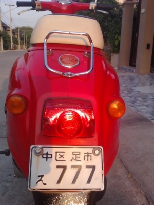 ขายรถ POP พร้อมใช้เครื่องดีสีสวย สไตล์เวสป้าสักคัน