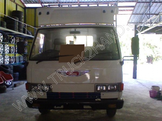 รถบรรทุก 6 ล้อ ยี่ห้อ HINO รุ่น FB113