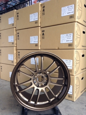 ขายแม็กกกระบะซิ่งขอบ18 re30ของSPP 9.5/10.5. ถูก