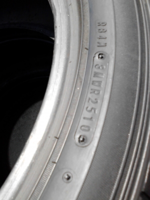 215/50R17 DUNLOP SP SPORT LM 703  มีชุด 4 เส้น  TEL.081-427-3941