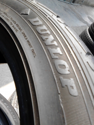 215/50R17 DUNLOP SP SPORT LM 703  มีชุด 4 เส้น  TEL.081-427-3941