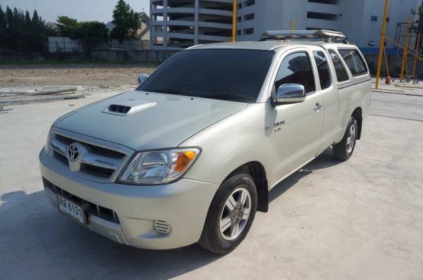 TOYOTA VIGO CAB ปี 2007 รถสวย มี carry boy แร็คหลังคา กระจกไฟฟ้า ล้อ MAX เครื่อเดิม เกียร์ปกติ ภายในสวย สีสวย พร้อมใช้งาน การันตีรถสวย จัดไฟแนนได้เต็ม ฟรีดาวน์