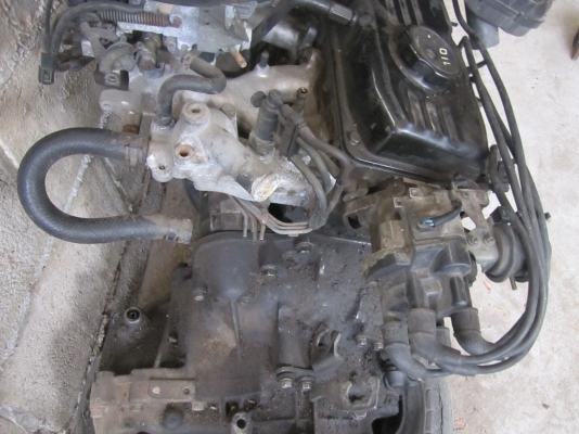 ขายเครื่องยนต์พร้อมเกียร์ 4G13  mitsu  champ รถเก๋ง