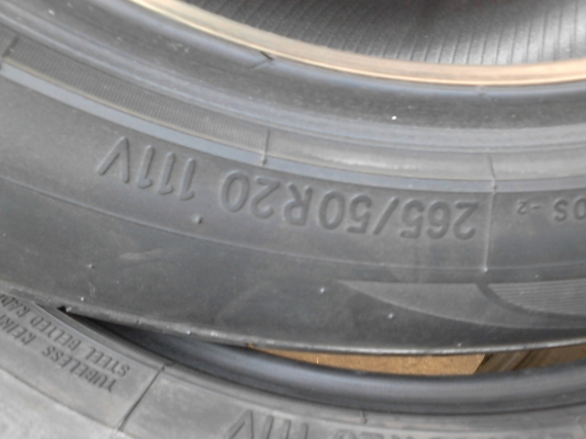 265/50R20 NITTO NT420S มี 2 เส้น TEL.081-427-3941