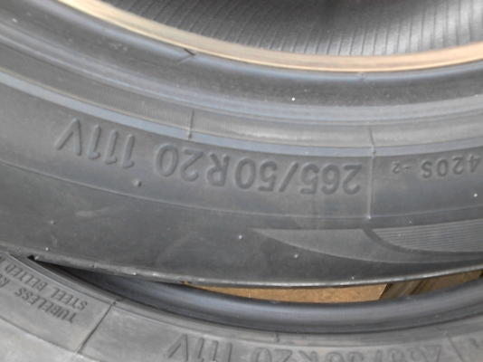 265/50R20 NITTO NT420S มี 2 เส้น TEL.081-427-3941