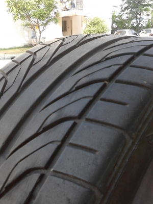 215/40R18 DUNLOP DIDEZZA DZ101  มี เส้นเดียว TEL.081-427-3941